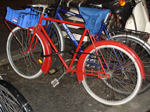 red_bike.jpg